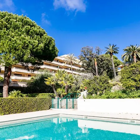 Le Chateau De La Pinede Ap4198 By Riviera Homes Juan-les-Pins