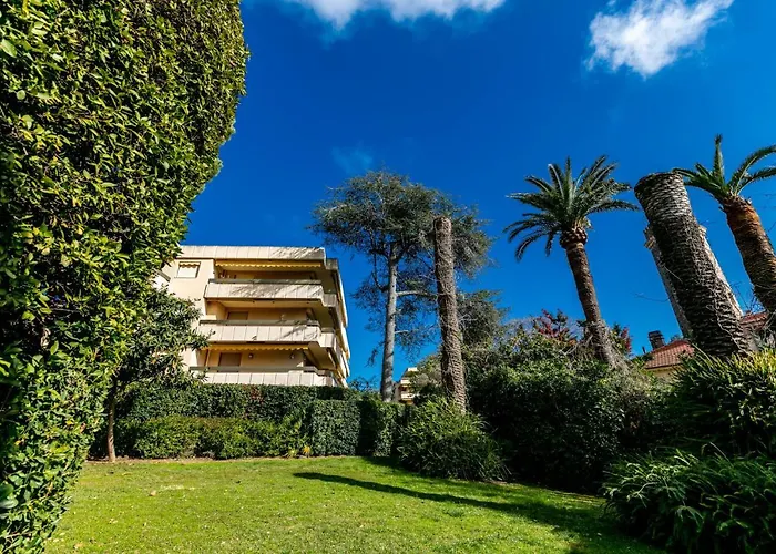 Le Chateau De La Pinede Ap4198 By Riviera Homes Juan-les-Pins
